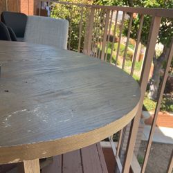 Dining Table + 4 Chairs