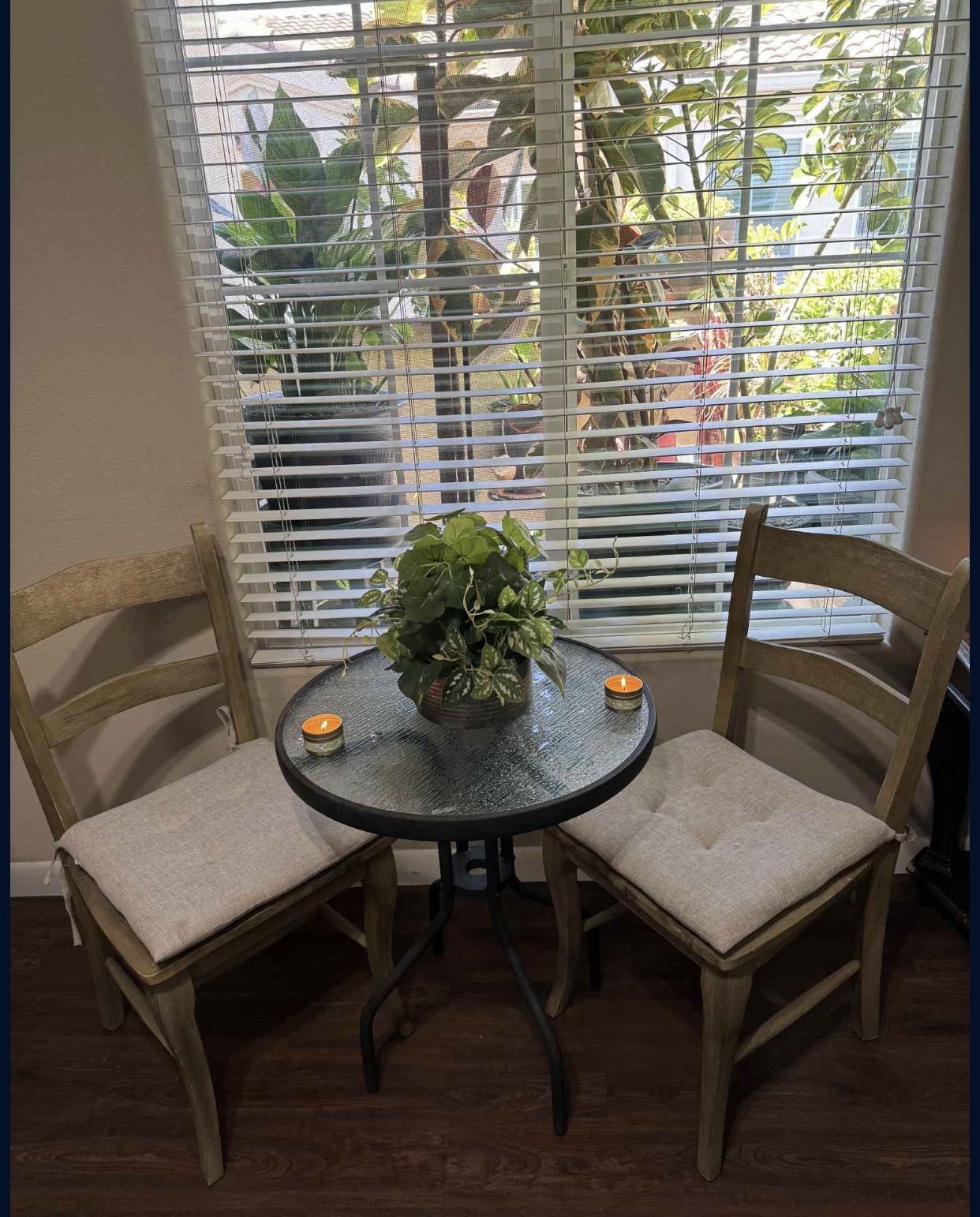 Table With 2 Chair πͺ