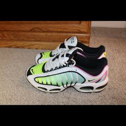 Nike Tailwind 4 Aurora Green-Men 11.5  $100