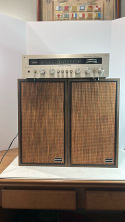 Vintage 1970s Marantz Stereo System – Receiver & Matching Speakers