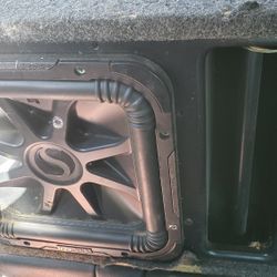 kicker L7 solo barics 12" 2 speakers and box
