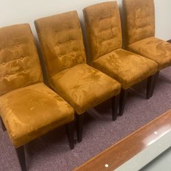 4 Dining Chairs