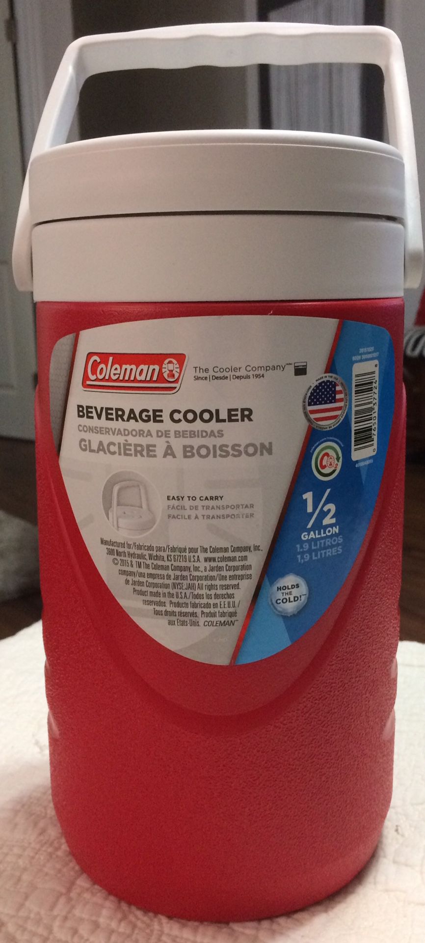 Coleman 1/2 gallon beverage cooler with pourspout