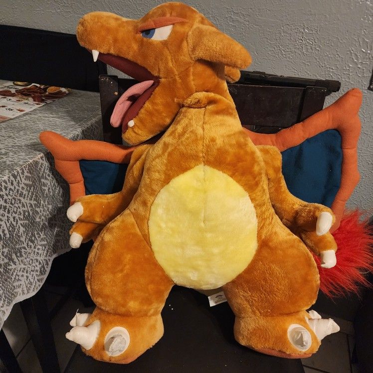 1999 Nintendo Pokémon Charizard Plush Play by Play Vintage 26"