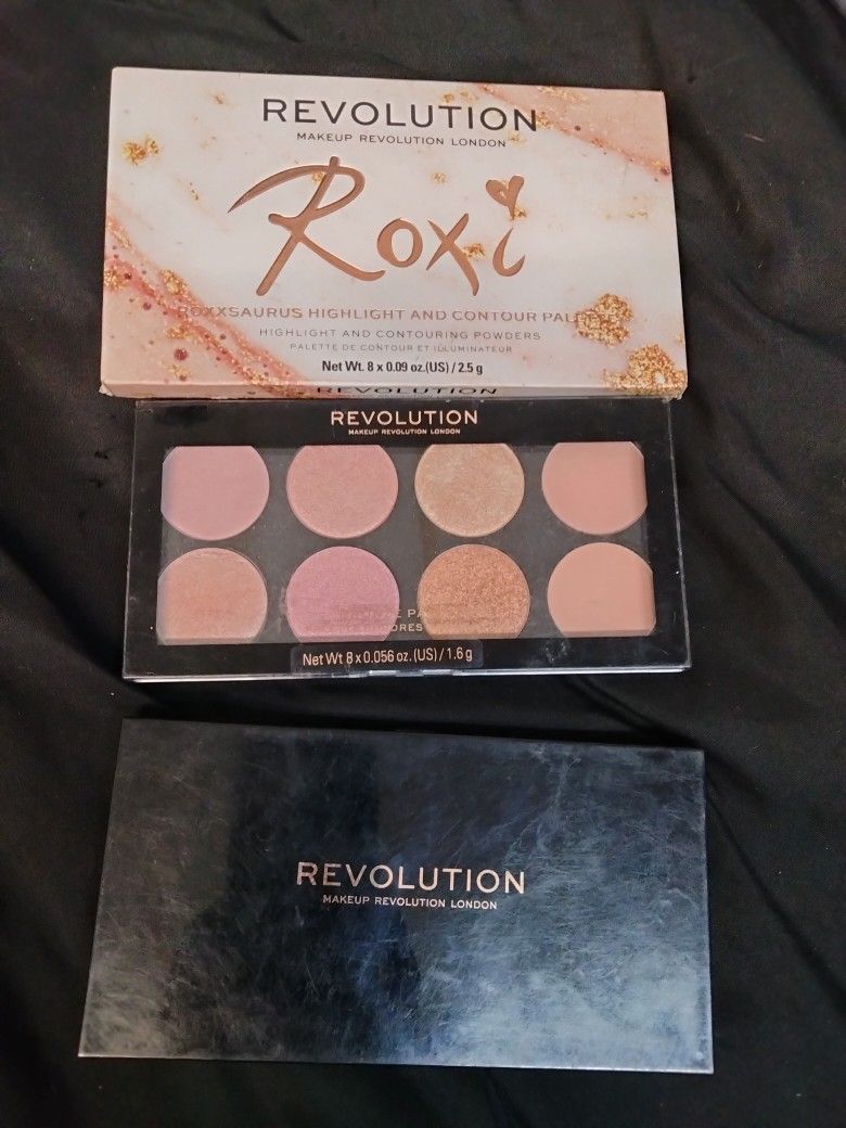 Revolution Contour Palettes