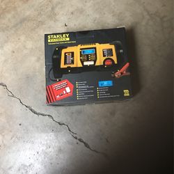 Stanley Fat max Jump Starter And Air Compressor 
