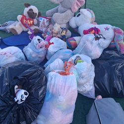 KIDS TOYS!! 2HRS LOT MUST GO!!