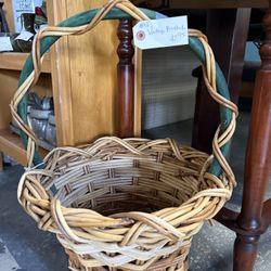 Vintage Basket With Handle 