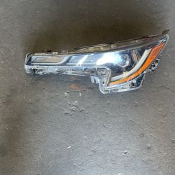 2020 Toyota Corolla Head Light