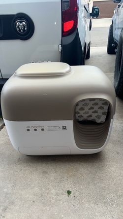 CAT LITTER BOX