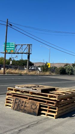 Free large pallets approx 8 feet Livermore