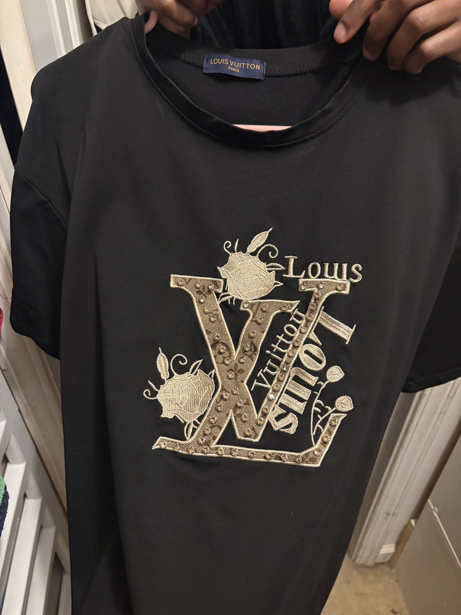 Women’s T-Shirt Fits Large To 2X