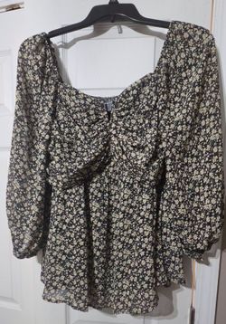 New without tags Women's Arula Floral Smocked Long Sleeve Top Size A in 2x