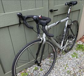 Trek 2100 ZR 9000 Road Bike