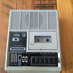 Cassette - GE Recorder/Player For 2 Or 4-sided Cassettes - For Sale, Or Trade For Equal Or Greater Value