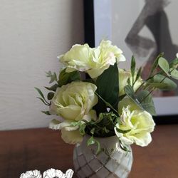 Home Decor - Faux Flower Arrangement 