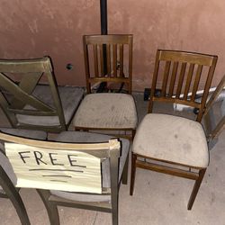 Free Chairs 