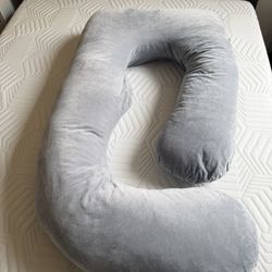 Momcozy Pregnancy Pillow