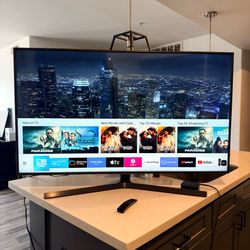 Samsung 55” Smart Tv UHD HDR 4k! Amazing Picture