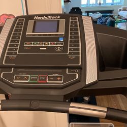 NordicTrack T-Series 6.5S VERY LIGHTLY USED