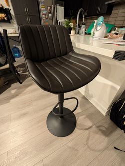 Brown Bar/Island Chairs