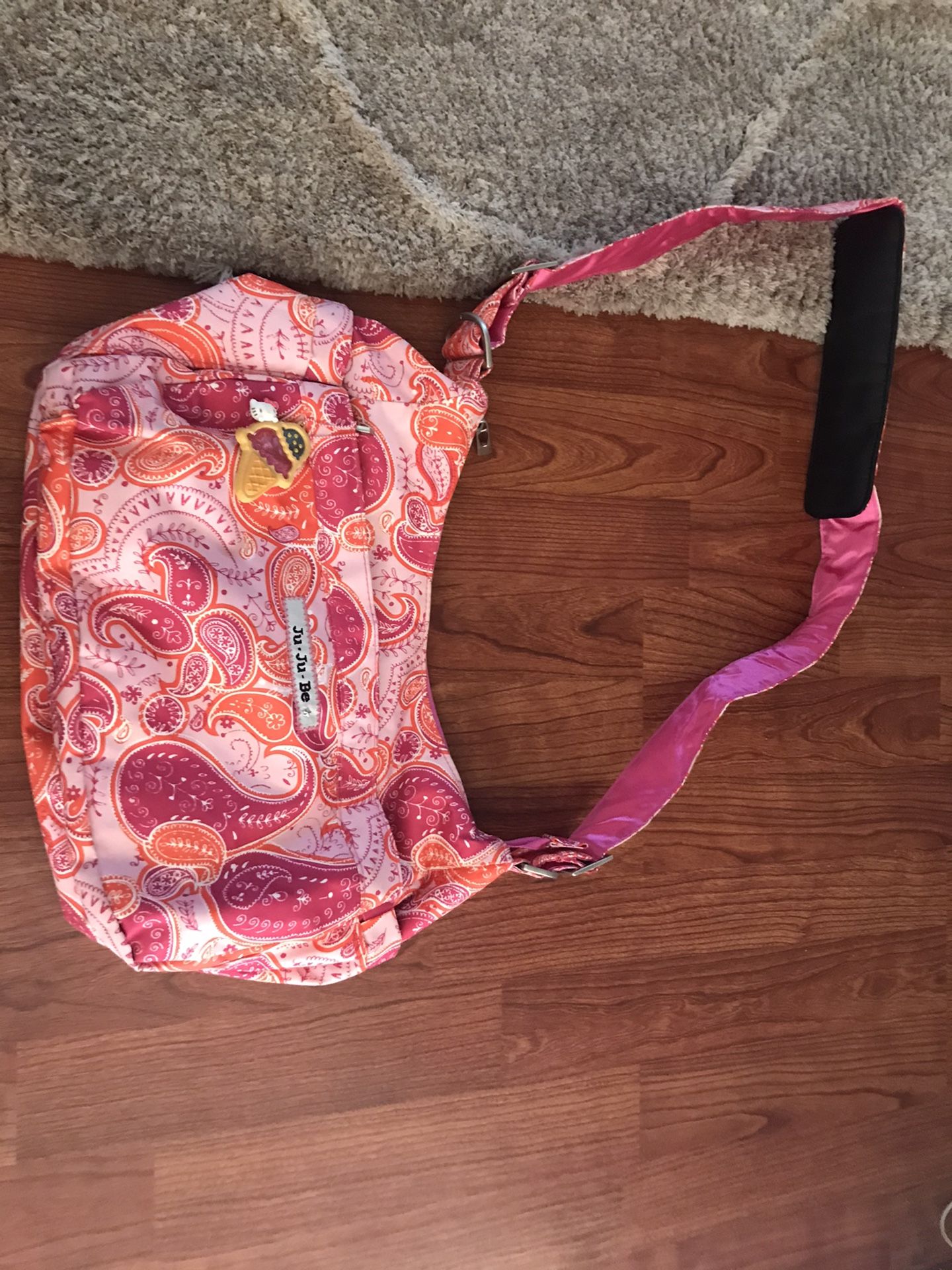 JUJUBE hobobe diaper bag in pink paisley - very cute