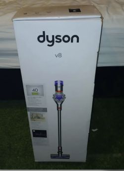 New Dyson V8 Cordless Vacuum