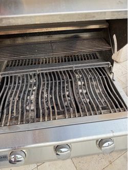 Grill Barbecue And Side Burner Comes With Gas Line