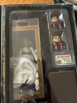 Annabelle figure