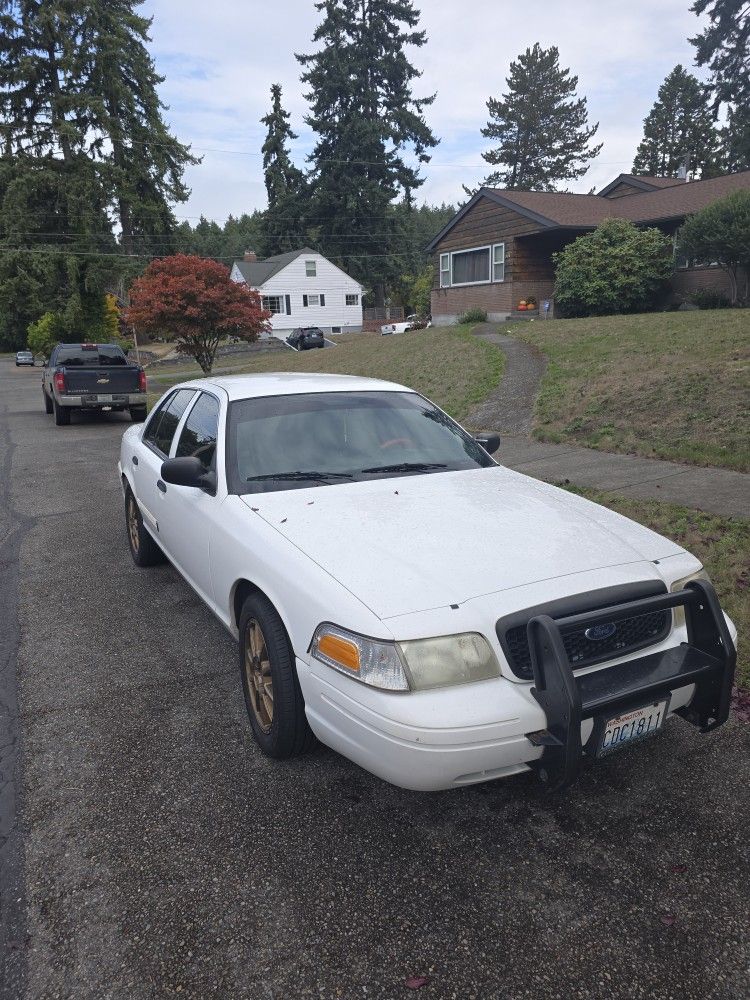 2010 Ford Crown Victoria
