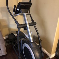 Elliptical machine 