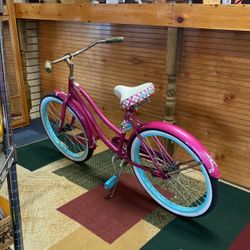 Huffy Cranbrook 24” Pink Cruiser Bike Periwinkle Frame 