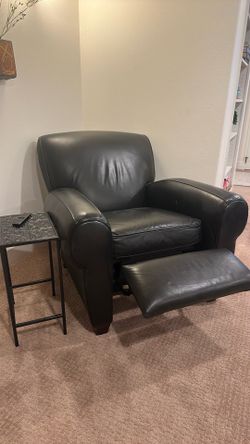 Black Leather Club Chair