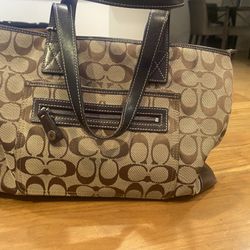 Coach Hand Bag Purse 👜 