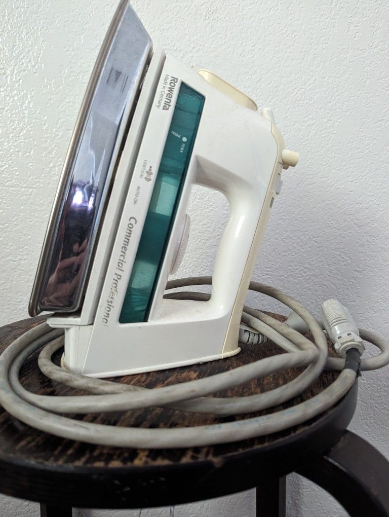 Rowenta Steam Iron