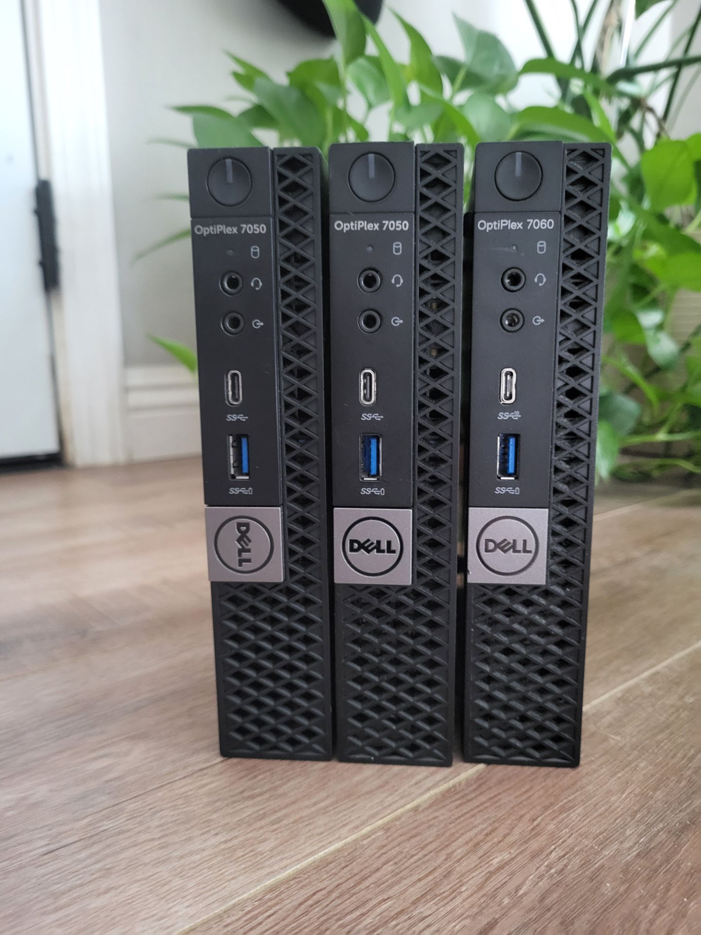 Dell 7060 7050 7th & 8thGen i7 Micro PC | i7-8700T/ i7-7700T | 256NVMe | 8/16Gb | 11Pro | Charger | *Ask4Prices or MakeDecentOfferPlz |