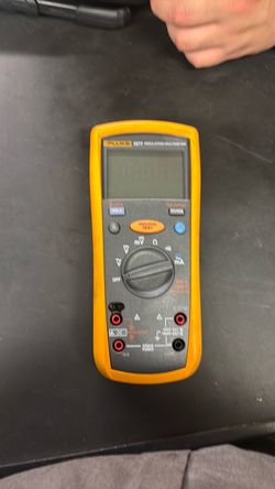 Fluke 1577 FInsulation Meter