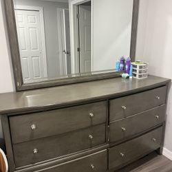 Dresser And Side Table 