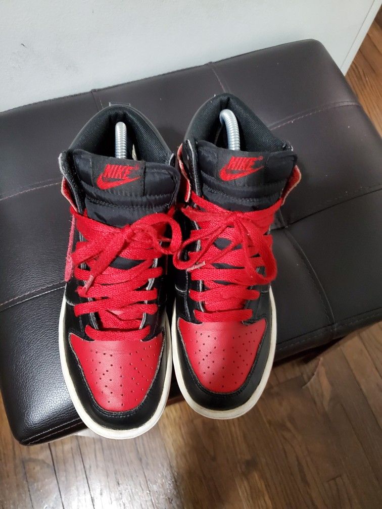 Nike dunk high bred 2012