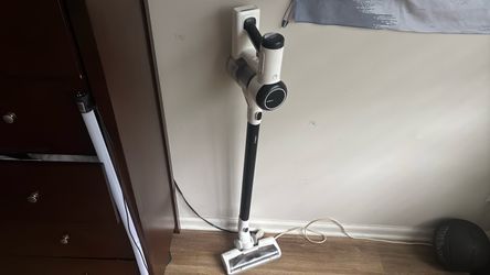WIRELESS VACCUM