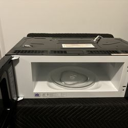 Whirlpool Microwave 