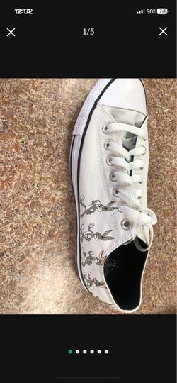 Converse bugs, bunny, low top, size 11