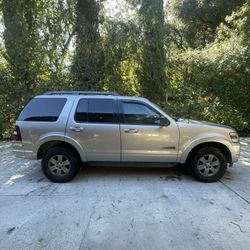 2008 Ford Explorer