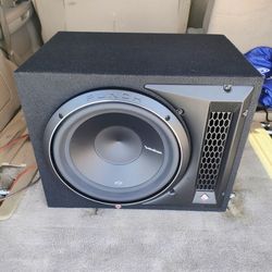 Rockford Fosgate Punch P2 Subwoofer in Box