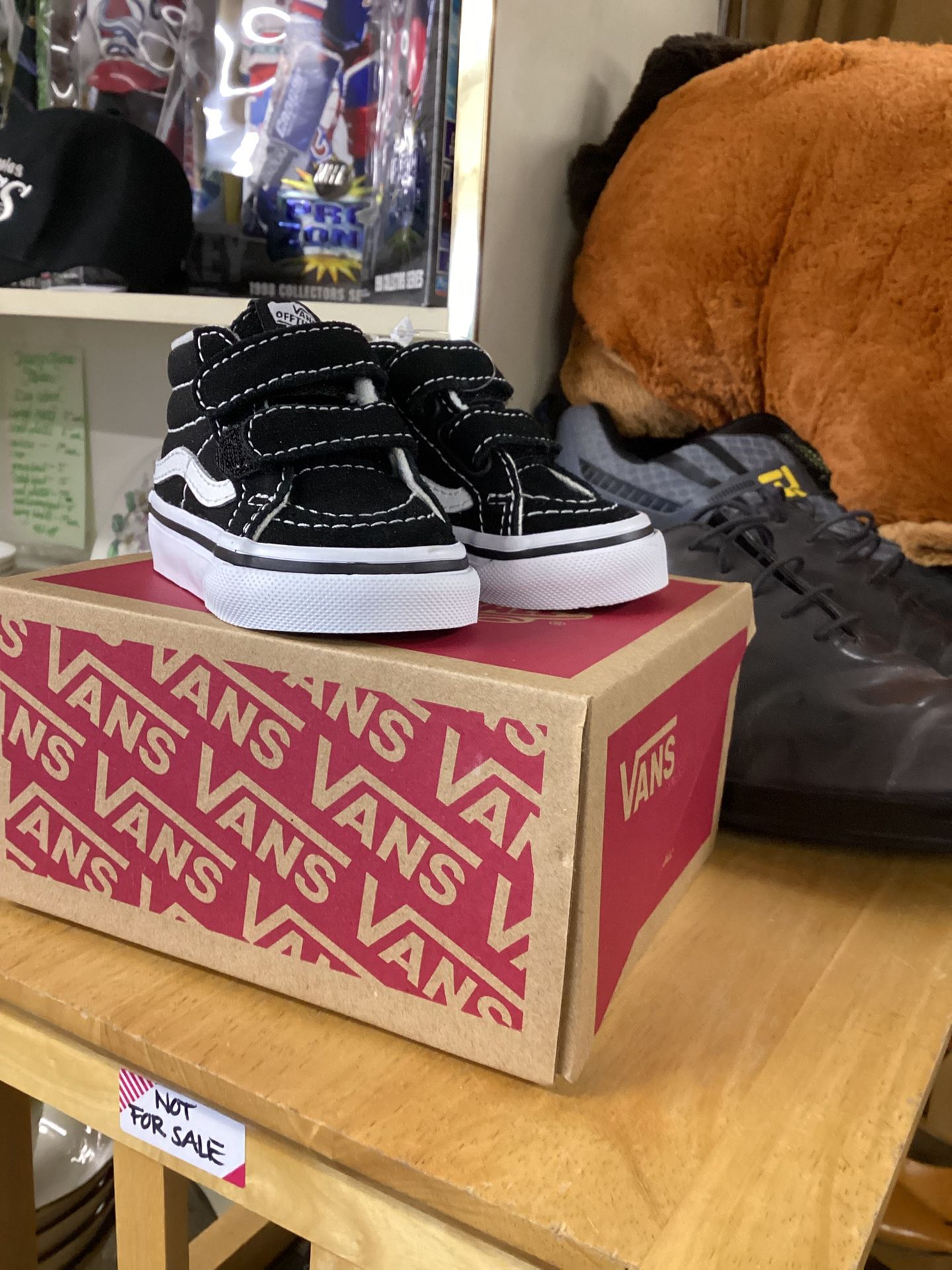 Off The Wall Vans Size 2.0