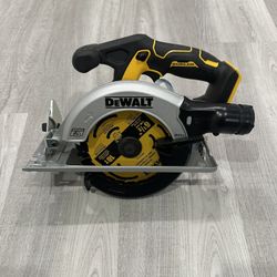 Dewalt 6 1/2 Inch Circular Saw 
