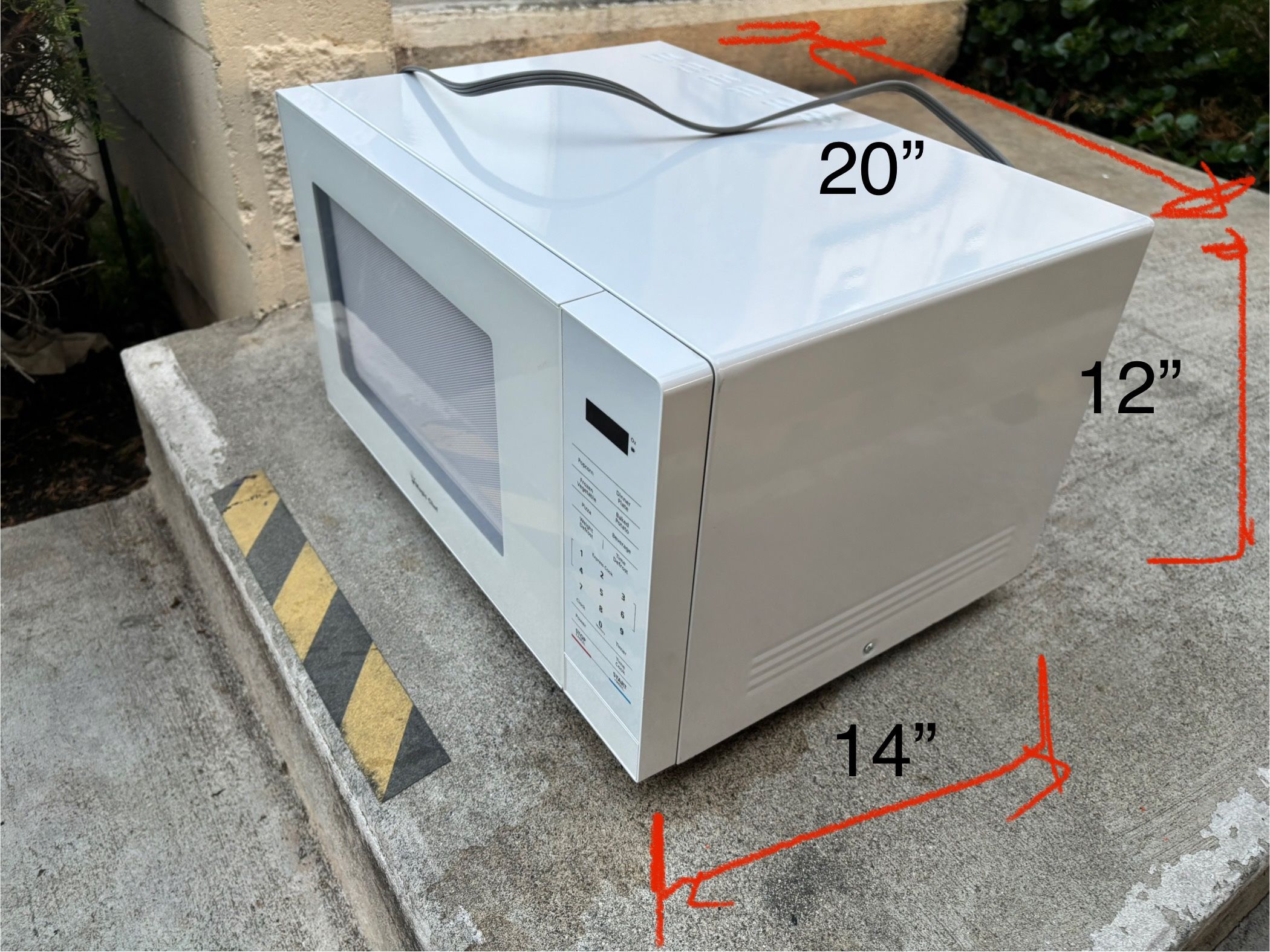 Magic chef Microwave 0.9 Cu
