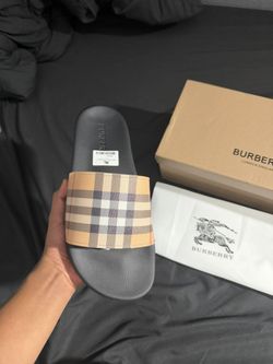 Burberry Slippers