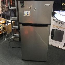Mini  Refrigerator Freezer Top 4.5 Cubic 