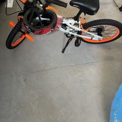 Kids Bike Like new 18 Inch 